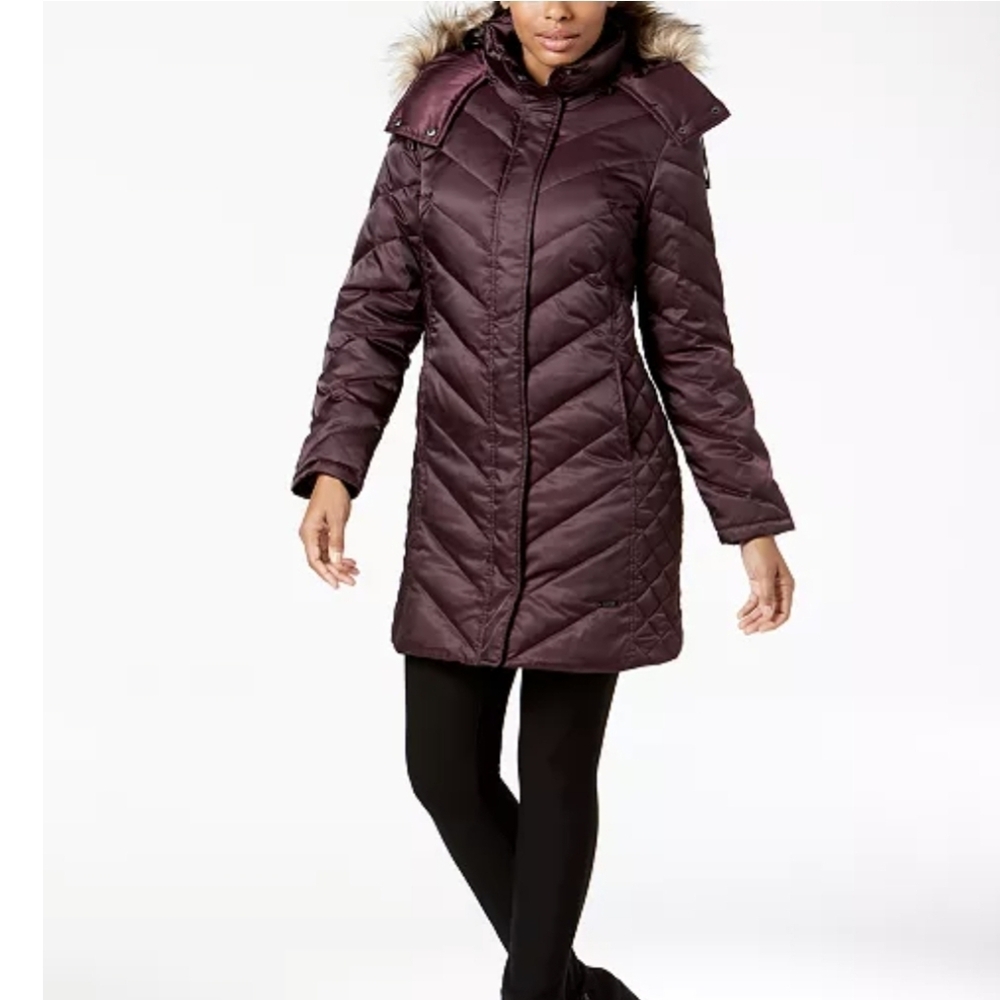 Kenneth Cole Reaction Burgundy Faux Fur Trim Down Chevron Puffer Coat S
